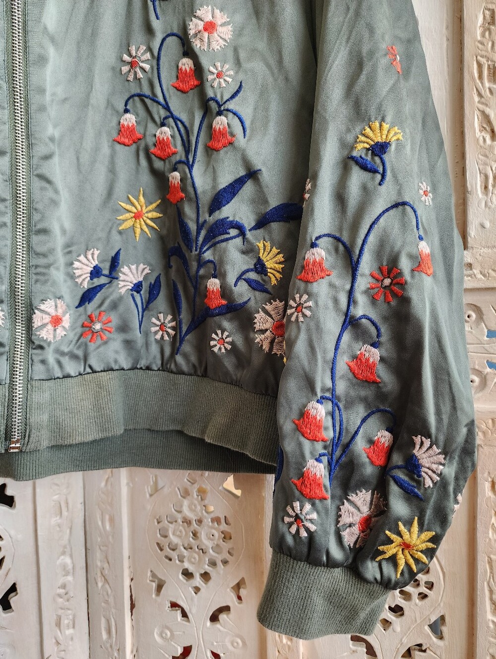 Xhileration Olive Green Zip Up Embroidered Bomber Jacket- Size XL - Picture 5 of 7